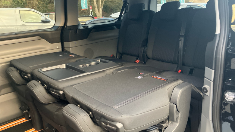 Ford Tourneo Custom 320 L1 Diesel Fwd 2.0 EcoBlue 136ps H1 Titanium 8 seater